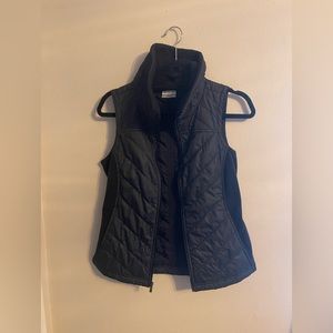 ✨ LOWEST PRICE Columbia Vest